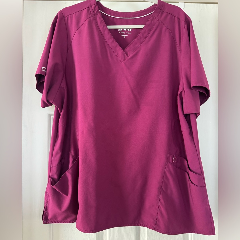 WonderWink Women's Wine Scrub Top